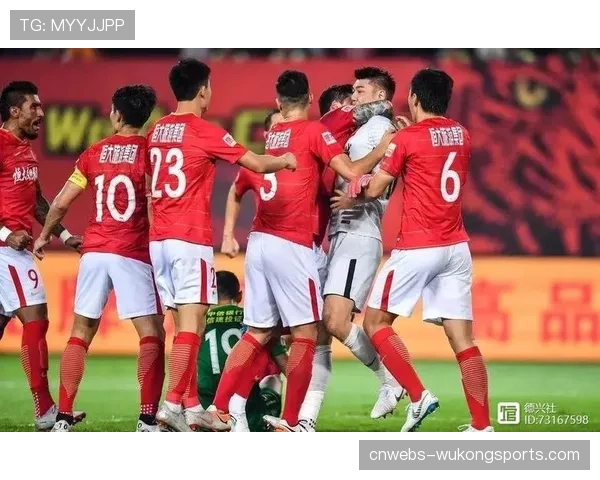 德甲转播权收益分配争议再起,中小俱乐部呼吁财务公平改革 德甲转播权收益分配争议再起,中小俱乐部呼吁财务公平改革